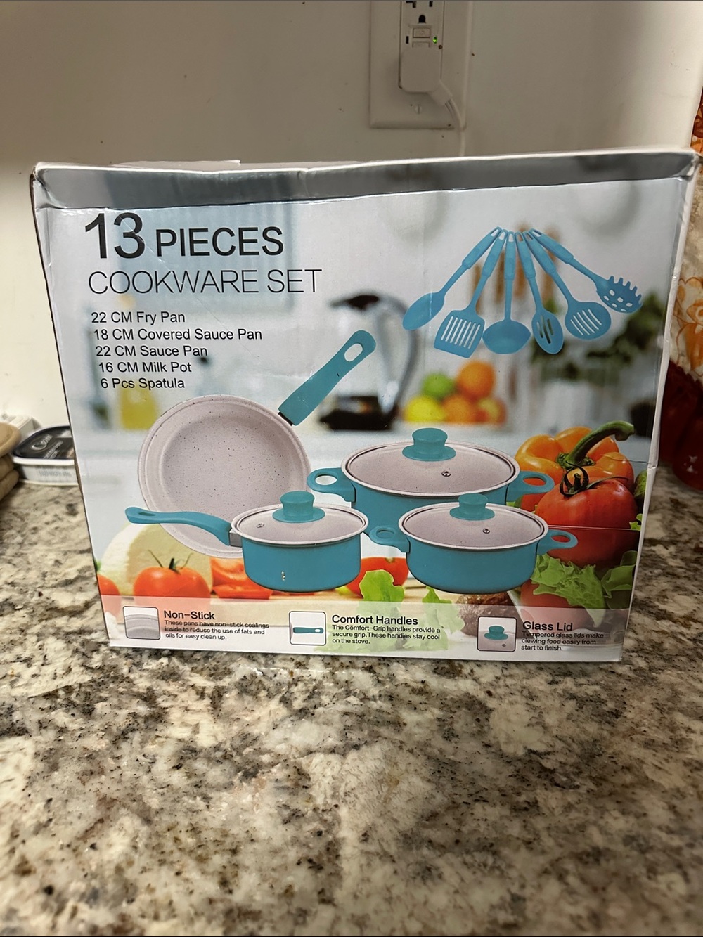 13-Piece Turquoise Non-Stick Cookware Set with Glass Lids (Mini pot set).